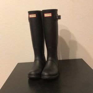 Black Hunter Rainboots